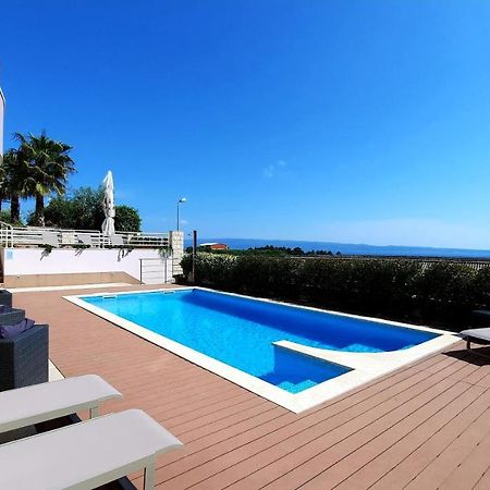 Sea View- Spacious Apartment With Shared Pool Split Eksteriør billede