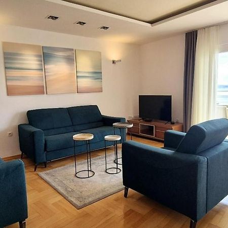 Sea View- Spacious Apartment With Shared Pool Split Eksteriør billede