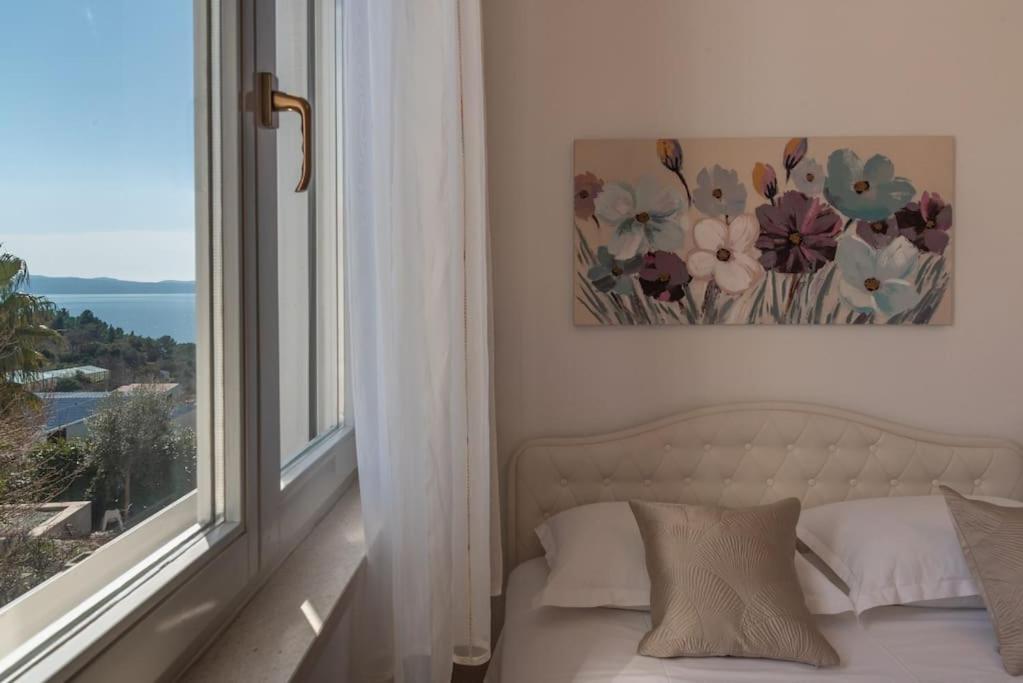 Sea View- Spacious Apartment With Shared Pool Split Eksteriør billede