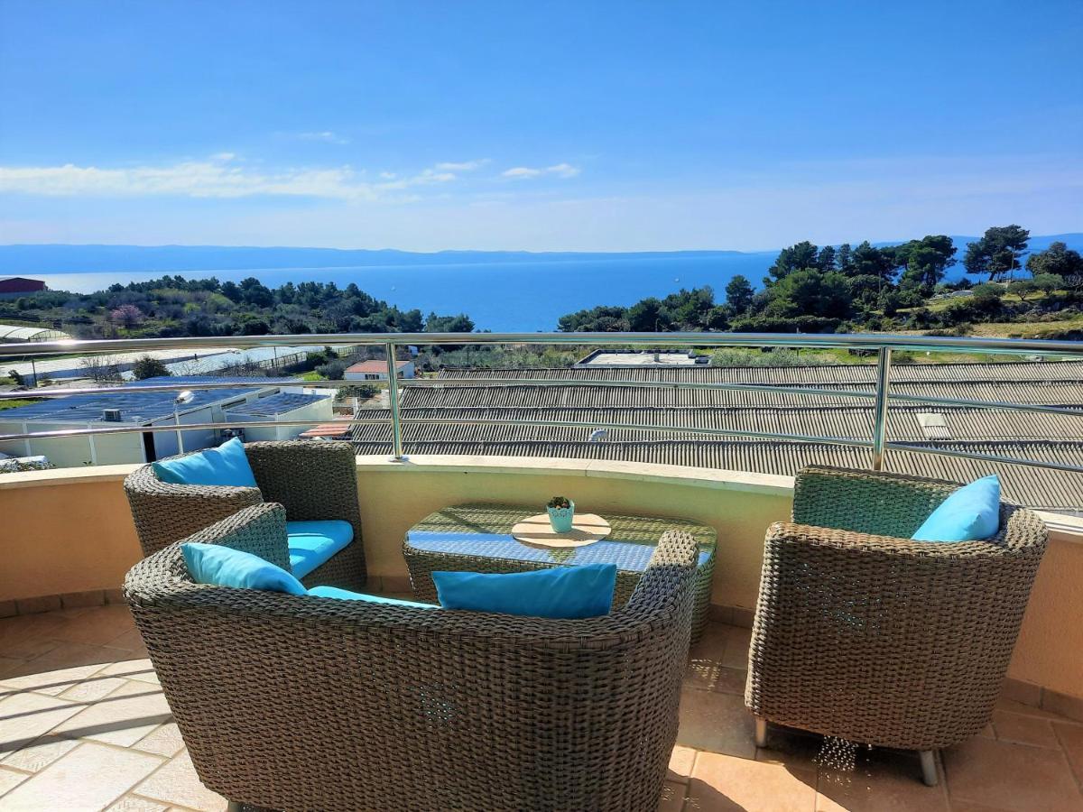 Sea View- Spacious Apartment With Shared Pool Split Eksteriør billede